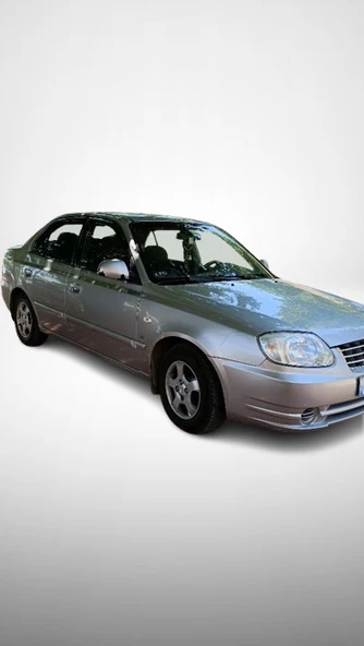Hyundai Accent Admire Şeffaf Sağ Ön Far 2004--2005 ürün görseli 1