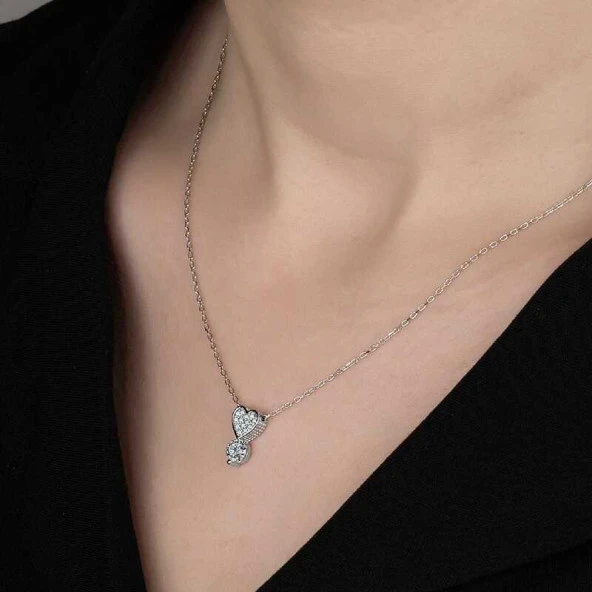 Swarovski Taşlı Gümüş Kalp Tektaş Bayan Kolye ürün görseli 1
