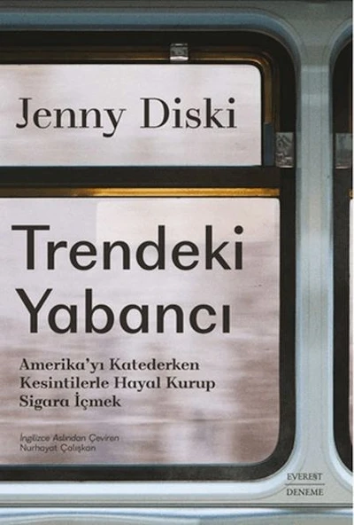 Trendeki Yabancı Amerika’yı Katederken Kesintilerle Hayal Kurup Sigara İçmek ürün görseli 1