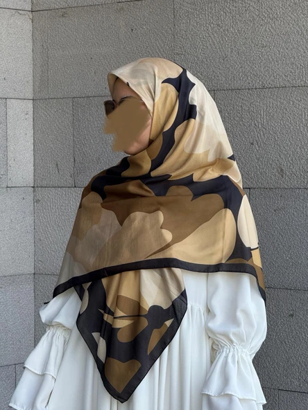 Pamuklu Vera Desen Eşarp-Siyah/Gold ürün görseli 1