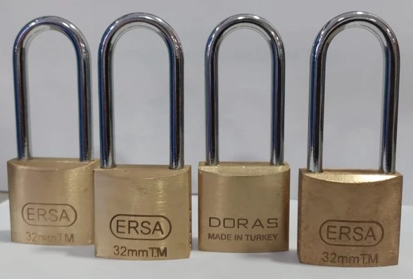 Doras Ersa 4'lü Set Uzun Kanca Pas Pirinç Asma Kilit 30 Mm ürün görseli 1