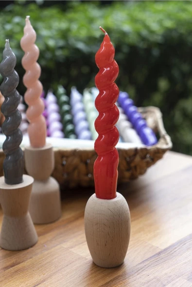 Spiral Kırmızı Şamdan Mum ürün görseli 1