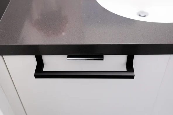 Modern El Havlu Askısı 170 mm-Mutfak dolabı kapağına takılan (2'li) ürün görseli 1