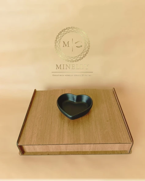 Minelly Luna Love - Resim 3