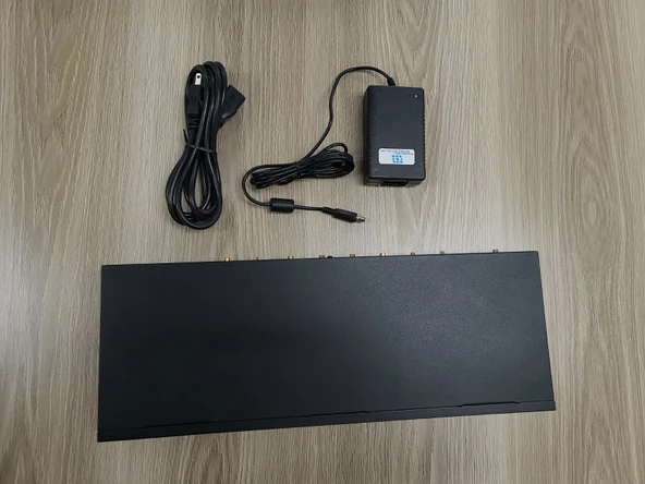 Audio Authority V1.3 Model 1398A 1X8 HDMI Distribution Amplifier SES GÜÇLENDİRİCİ ürün görseli 1