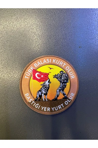 Türk Balası Kurt Olur Bastığı Yer Yurt Olur, Yuvarlak Patch Cırtlı 7 cm 3d Plastik ürün görseli 1
