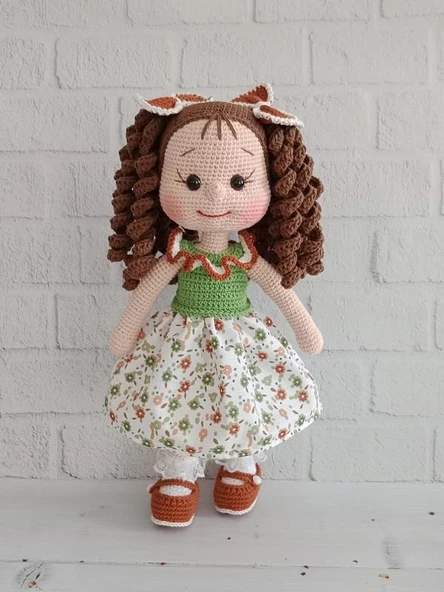 İlkbahar Kıvırcık Saçlı Karnaval Bebek Amigurumi Organik Oyuncak ürün görseli 1