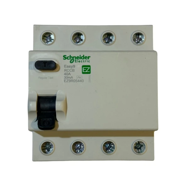 Schneider 4p 40A 30MA Kaçak Akım Rölesi ürün görseli 1