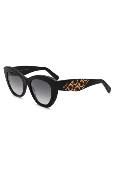 Salvatore Ferragamo SF 1022S C001 KADIN GÜNEŞ GÖZL ürün görseli 1