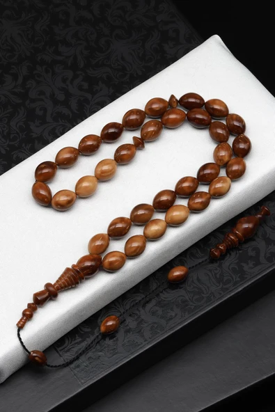 Usta İşçilikli Kuka Ağacı Tesbih 8 x 12 mm Beyzi Kesim ürün görseli 1