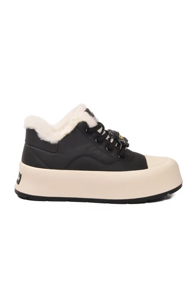 Siyah İçi Kürklü Bağcıklı Kadın Sneaker ürün görseli 1