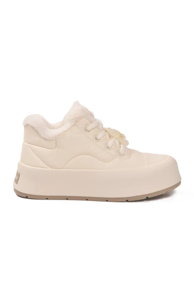 Beyaz İçi Kürklü Bağcıklı Kadın Sneaker ürün görseli 1