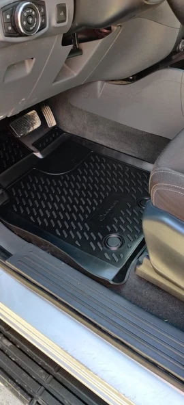 Ford Ranger 3D Havuzlu Paspas 2012 -2019 Arası ürün görseli 1