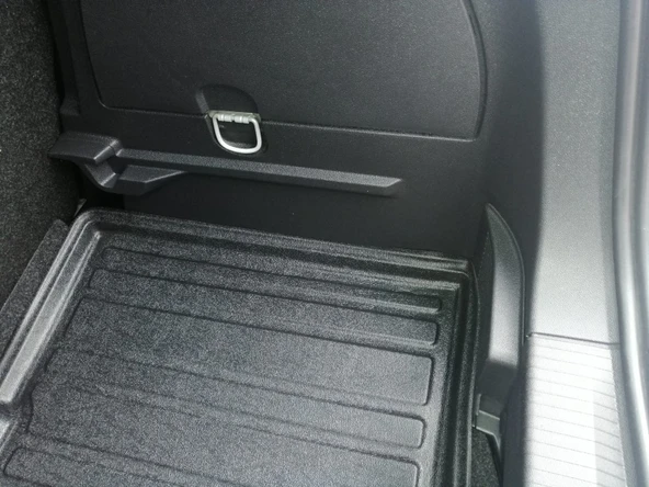 Opel Corsa E 2015 Sonrası 3D Bagaj Havuzu - Resim 3