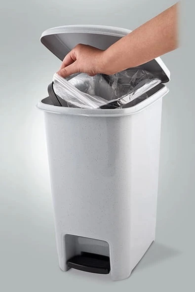 Slim Pedallı Çöp Kovası 15 Lt. Royaleks-M1052 ürün görseli 1