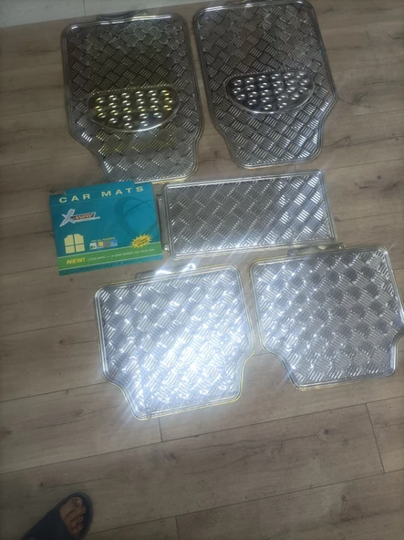 Krom kaplama gümüş oto paspas ürün görseli 1