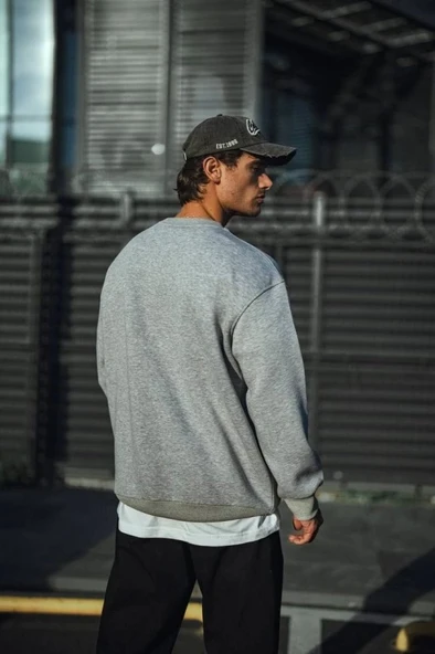 Kışlık Bisiklet Yaka Üç İplik Basic SweatShirt - Gri - Resim 2