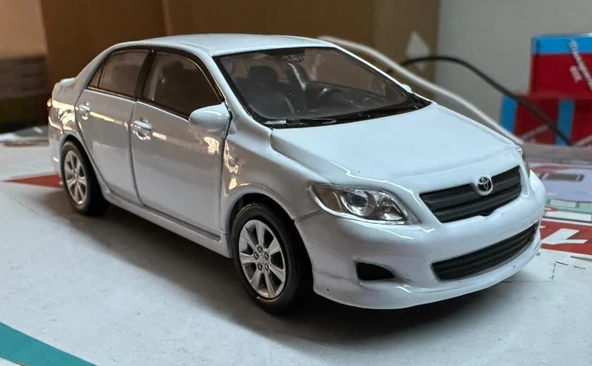 Oyuncak Metal Model Araba 1/36 Çek Bırak 2009 Toyota Corolla Beyaz ürün görseli 1