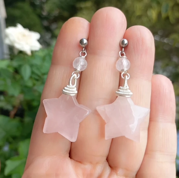 2428 Yıldız pembe Kuvars el yapımı çelik aparatlı küpe ürün görseli 1