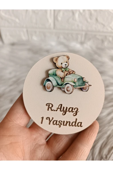 Doğrukan Hediyelik Yeşil arabalı ayıcık figürlü ahşap yenidoğan doğum günü magnet hediyelik (10 adet) ürün görseli 1