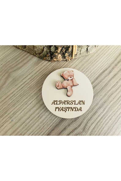 Doğrukan Hediyelik Oturup uyuyan ayıcık figürlü yenidoğan doğum günü ahşap tabanlı magnet(10 adet) ürün görseli 1