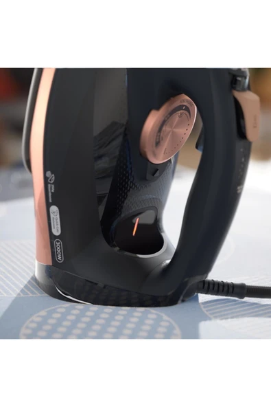 Philips Azur 3200 W Buharlı Ütü DST 7510/80 - Resim 4