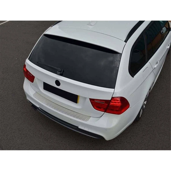 Renault Clio 5 Arka Tampon Eşiği - Krom | 2019 ve Sonrası, HB ürün görseli 1