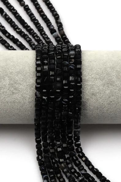 Akik Doğal Taş Dizi 4 x 4 mm Küp Kesim ürün görseli 1