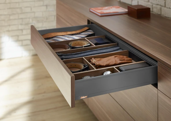 Blum Legrabox Pure M Alçak Yanak 50 Cm. Tip-On Blumotion Orion Gri Antrasit ürün görseli 1