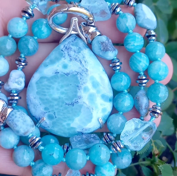 2440 Larimar Amazonit obsidyen Hematit el yapımı düğümlü kolye - Resim 3