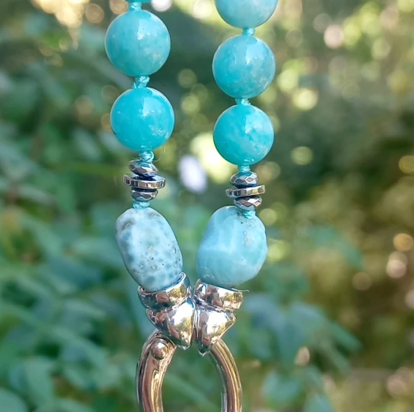 2440 Larimar Amazonit obsidyen Hematit el yapımı düğümlü kolye - Resim 4