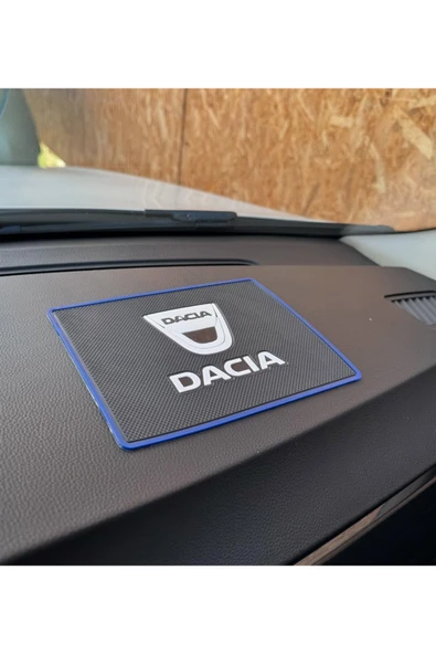 İB GLOBAL Dacıa Torpido Üstü Kaydırmaz Ped Logolu ürün görseli 1