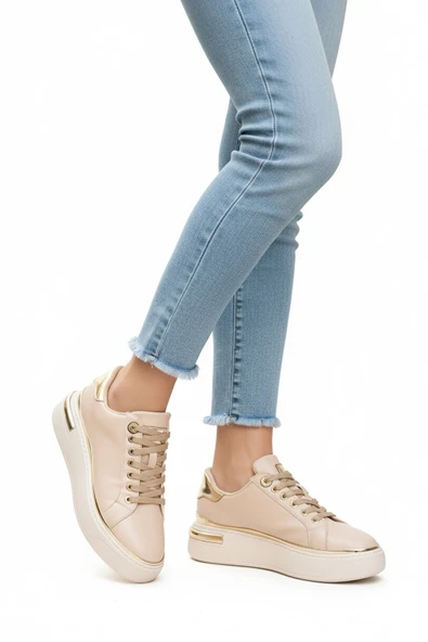 Bej Bağcıklı Kadın Sneaker ürün görseli 1