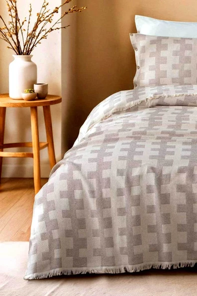Cottonest Çift Kişilik Pike Yatak Örtüsü Seti İki Yastıklı Saçaklı ürün görseli 1
