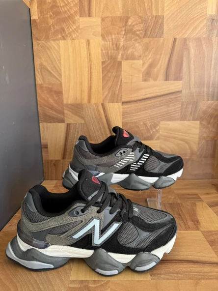 NEW BALANCE 9060 SİYAH FÜME AYAKKABI ürün görseli 1