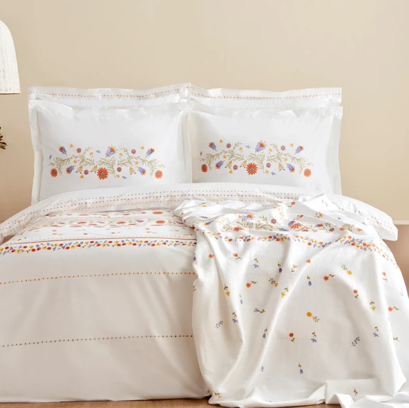 Karaca Home Clarice %100 Pamuk Çift Kişilik Nevresim Pike Hediyeli Takım Multicolor ürün görseli 1