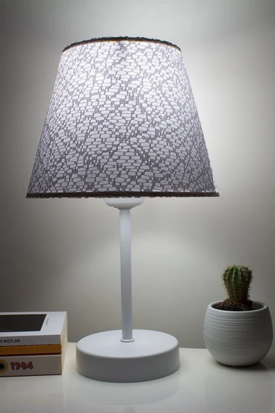 Vivido Home Dantelli Beyaz Modern Beyaz Ayaklı Abajur ürün görseli 1