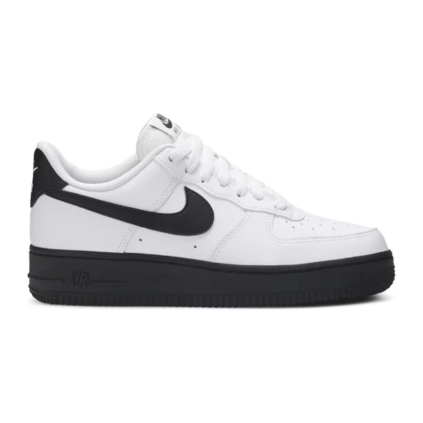 Nike Air Force 1 Low White Black Sole ürün görseli 1