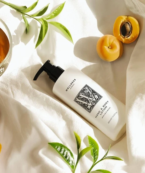 Wellness Exclusive White Tea & Apricot Hand & Body Lotion 380 ml – Beyaz Çay ve Kayısı Özlü El ve Vücut Losyonu ürün görseli 1