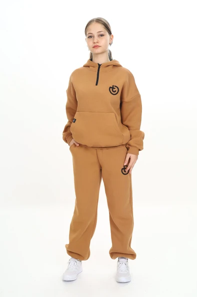 Toontoy Kız Çocuk 2'li Takım Baskılı Kapüşonlu Fermuarlı Cepli Sweatshirt & Beli Paçası Lastikli Cepli Jogger Eşofman Altı - 3 İplik Şardonlu ürün görseli 1