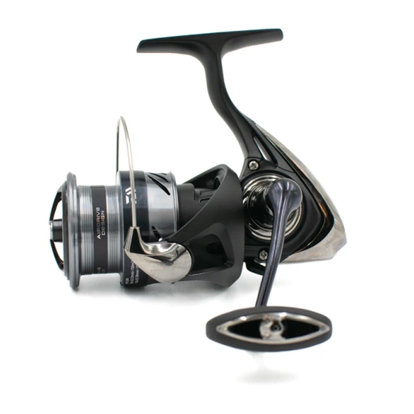 Daiwa Ninja BS LT 24 3000 C Spin Olta Makinesi ürün görseli 1