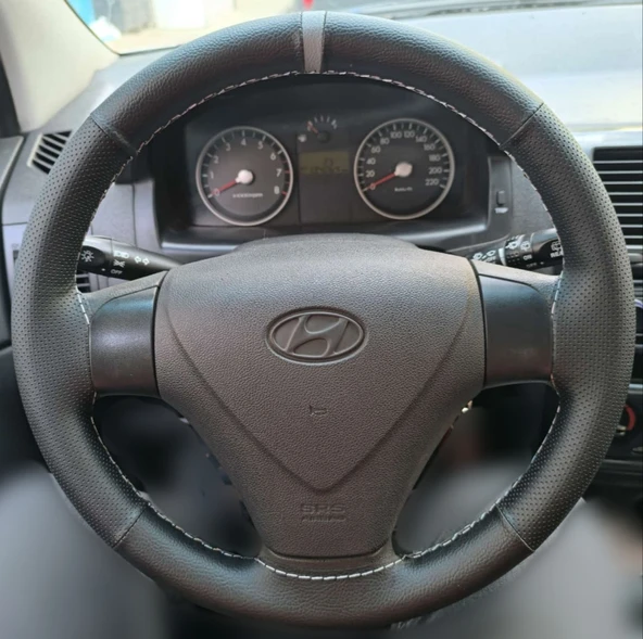 DİKİŞLİ DİREKSİYON KILIFI SİYAH DERİ NOKTALI DERİ GRİ YÜZÜK / DİKİŞLİ HYUNDAİ ACCENT ERA GETZ İÇİN ürün görseli 1