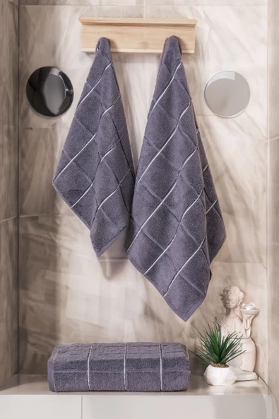 Varol KareMicro Cotton Banyo Havlusu 70X140cm ürün görseli 1