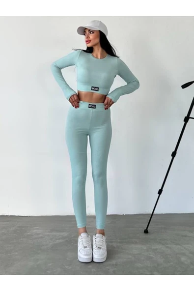 Uzun Kollu Parmak Detaylı Crop Ve Tayt Takım Sporcu Tayt Takım ürün görseli 1