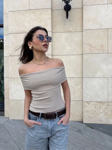 Madonna yaka sıfır kol bluz ürün görseli 1
