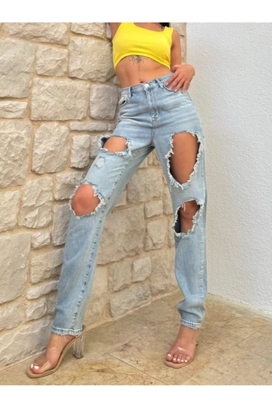 Yırtık Eskitilmiş Detaylı Dar Paça Kot Pantolon ürün görseli 1