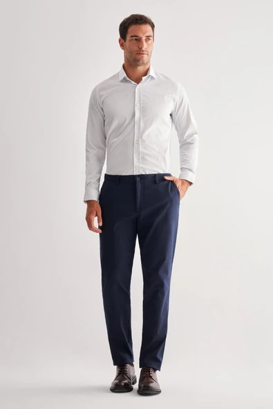 Lacivert Yan Cep Düz Paça Pamuklu Comfort Fit Chino Casual Pantolon 1003255167 ürün görseli 1