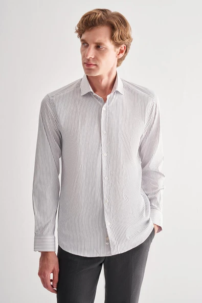 Beyaz Yarım İtalyan Yaka Uzun Kol Cepsiz Slim Fit Cls Gömlek 1004255174 ürün görseli 1