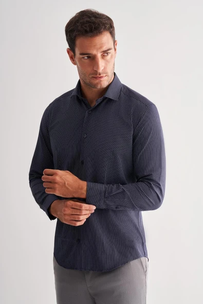 Lacivert Yarım İtalyan Yaka Uzun Kol Cepsiz  Slimfit Fit Classic Gömlek 1004255162 ürün görseli 1