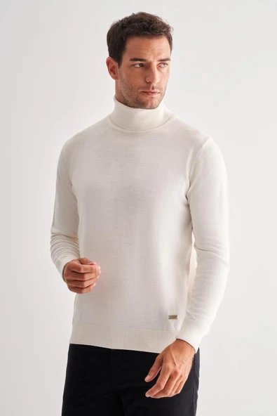Krem Rengi Balıkçı Yaka Cepsiz Comfort Fit Classic Yünlü Triko Kazak 1012255004 ürün görseli 1
